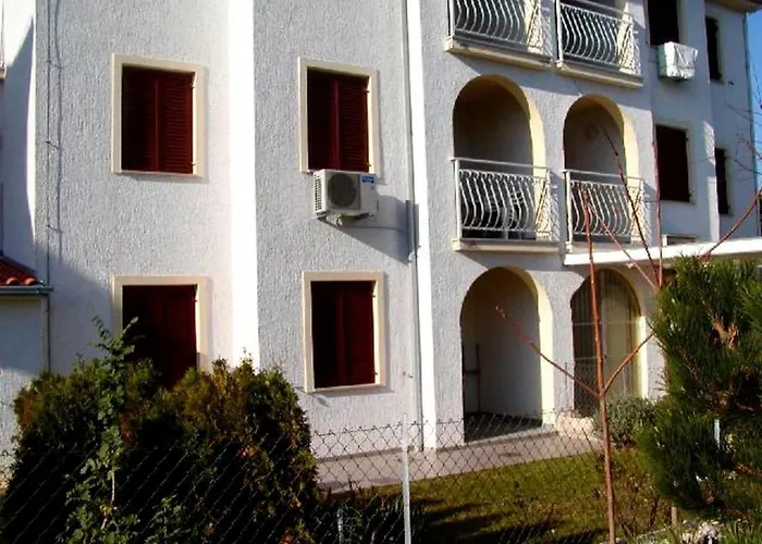 With Parking Space Baska, Krk - 22417 Apartmán